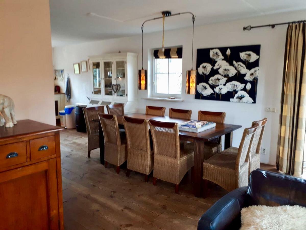 Martensplek Met Sauna Villa *